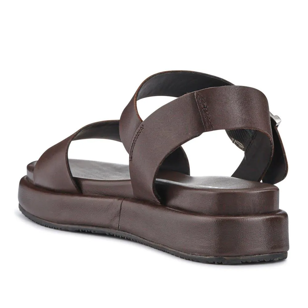 Big-Buckled Leather Sandals - BARBR41509 / 326 765
