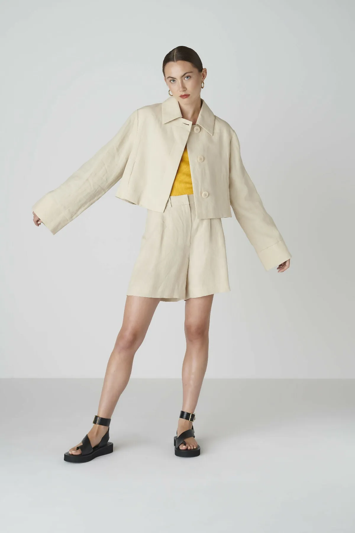 Bièl Shorts In Beige