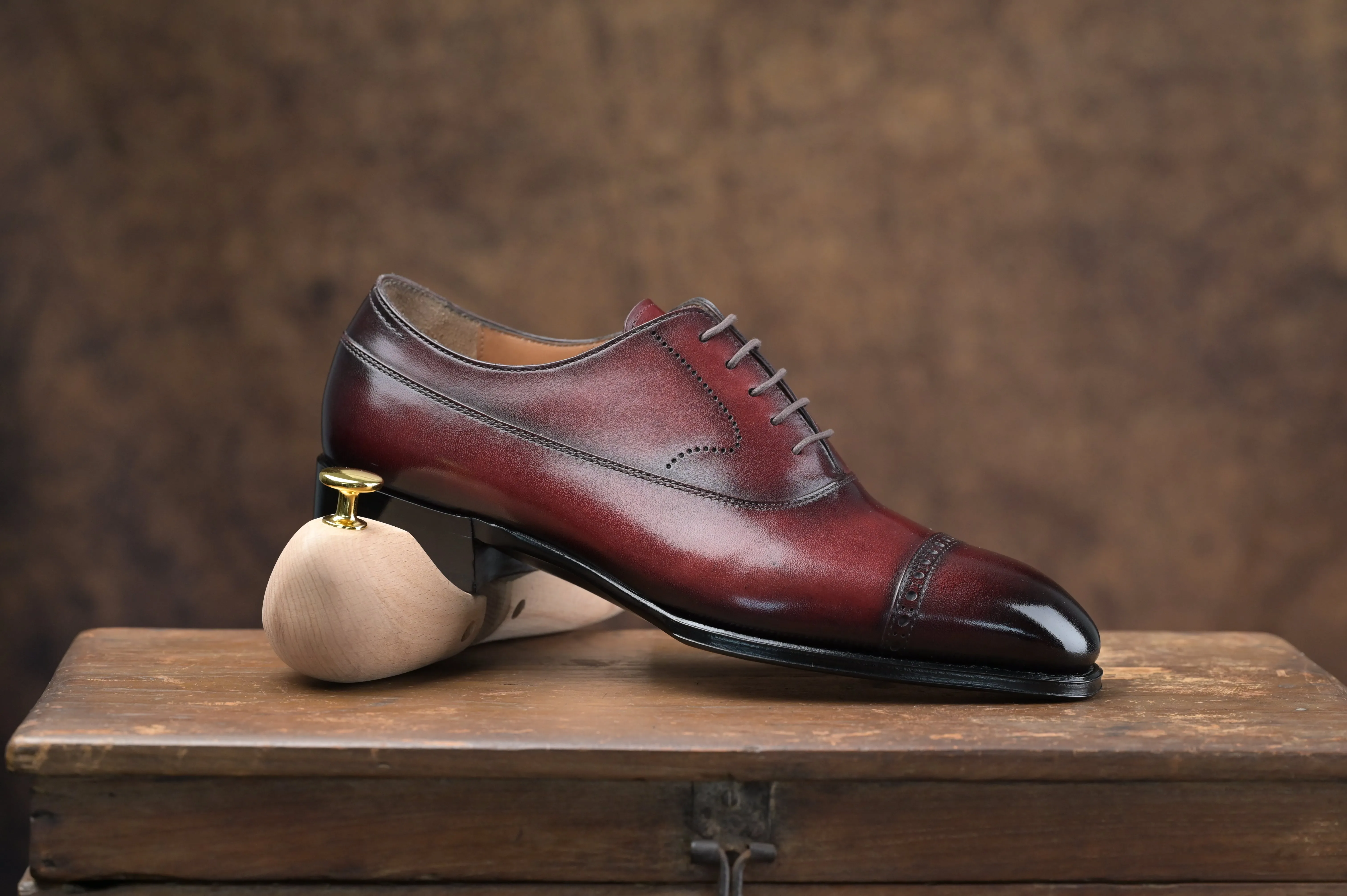 BR1 Balmoral Cap Toe Oxfords