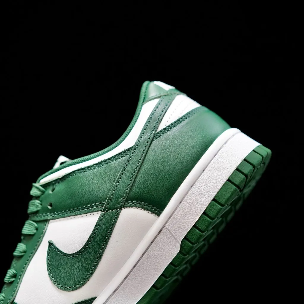 CE - NKE Varsity Green green