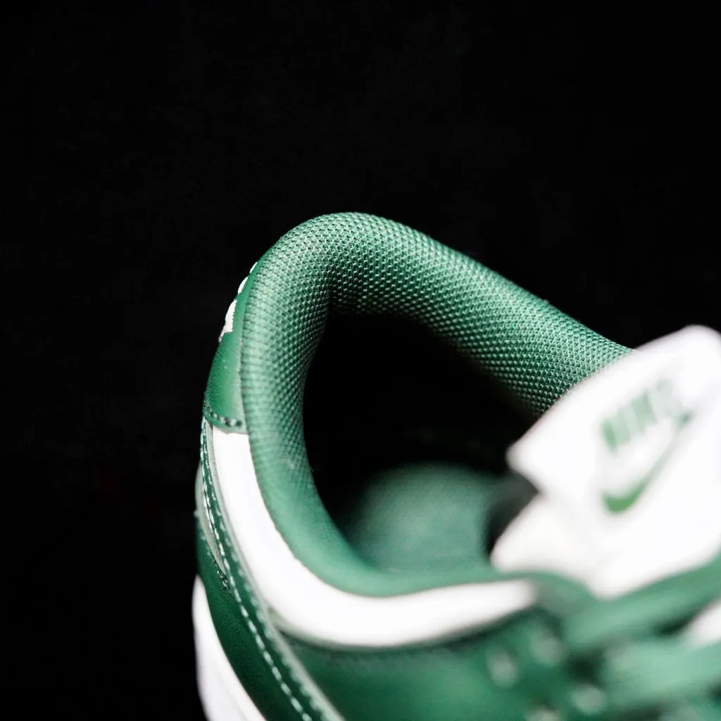 CE - NKE Varsity Green green