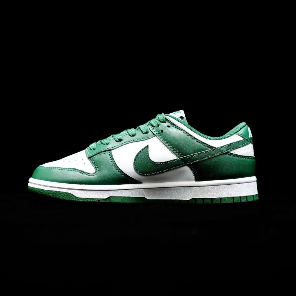 CE - NKE Varsity Green green