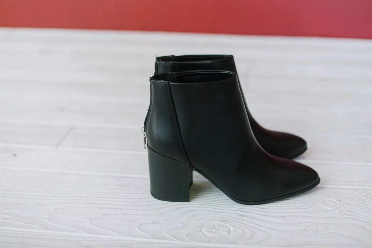 Chic Block Heel Bootie