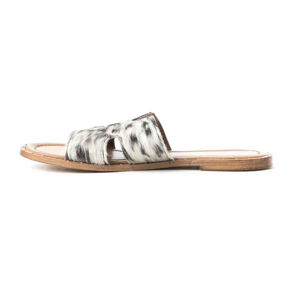 Daleena Anne Sandals In Black and White