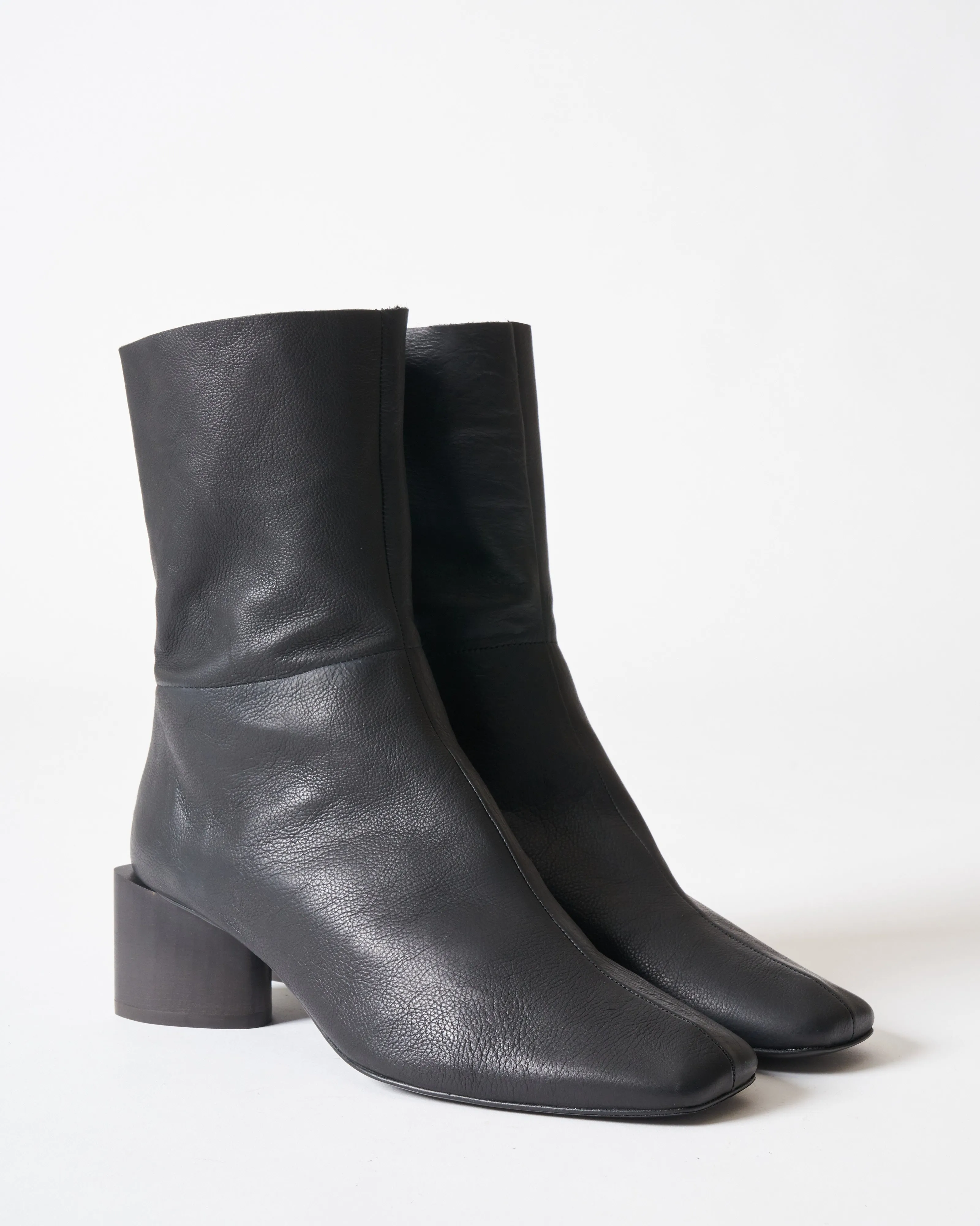 ida black heel boot