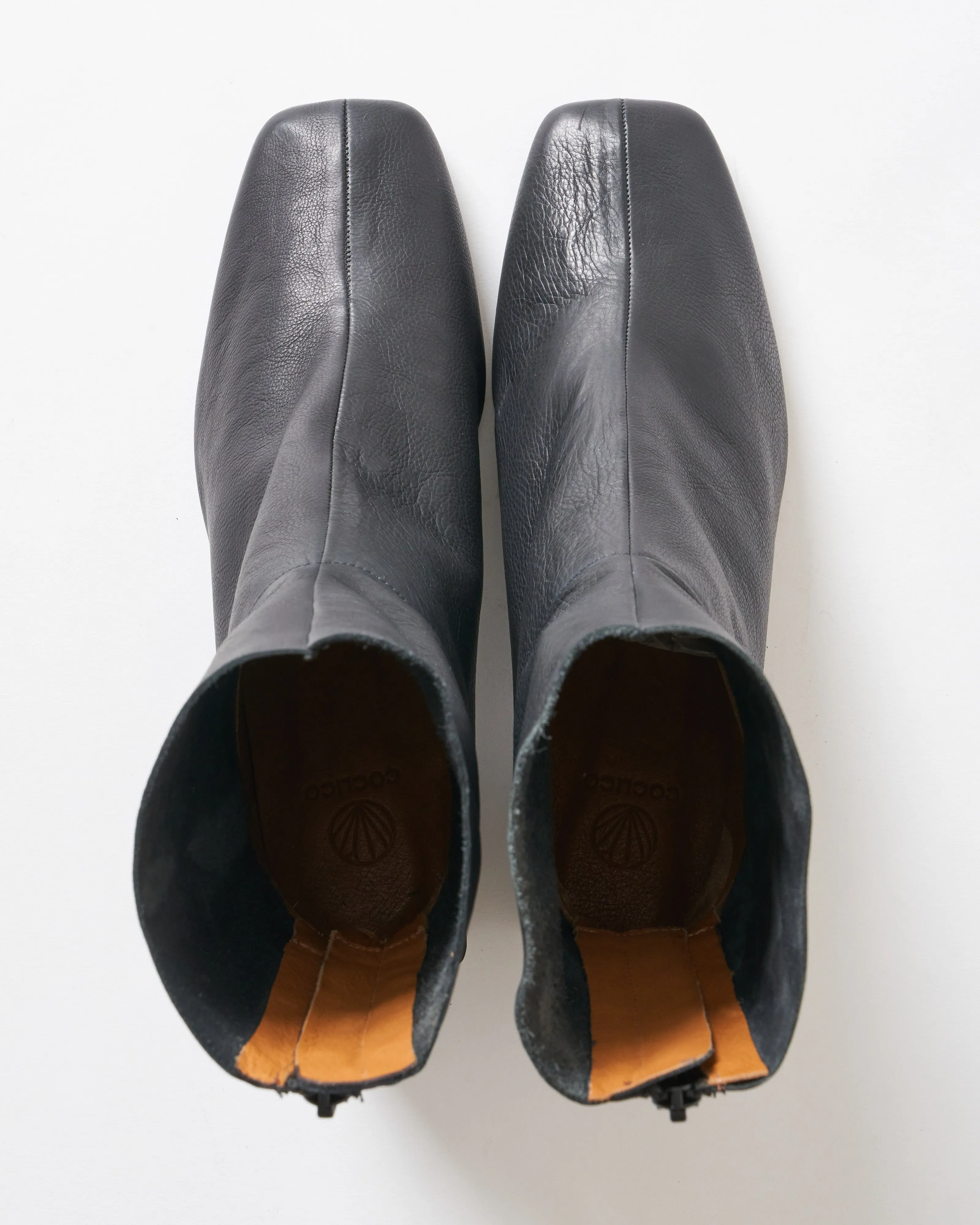 ida black heel boot