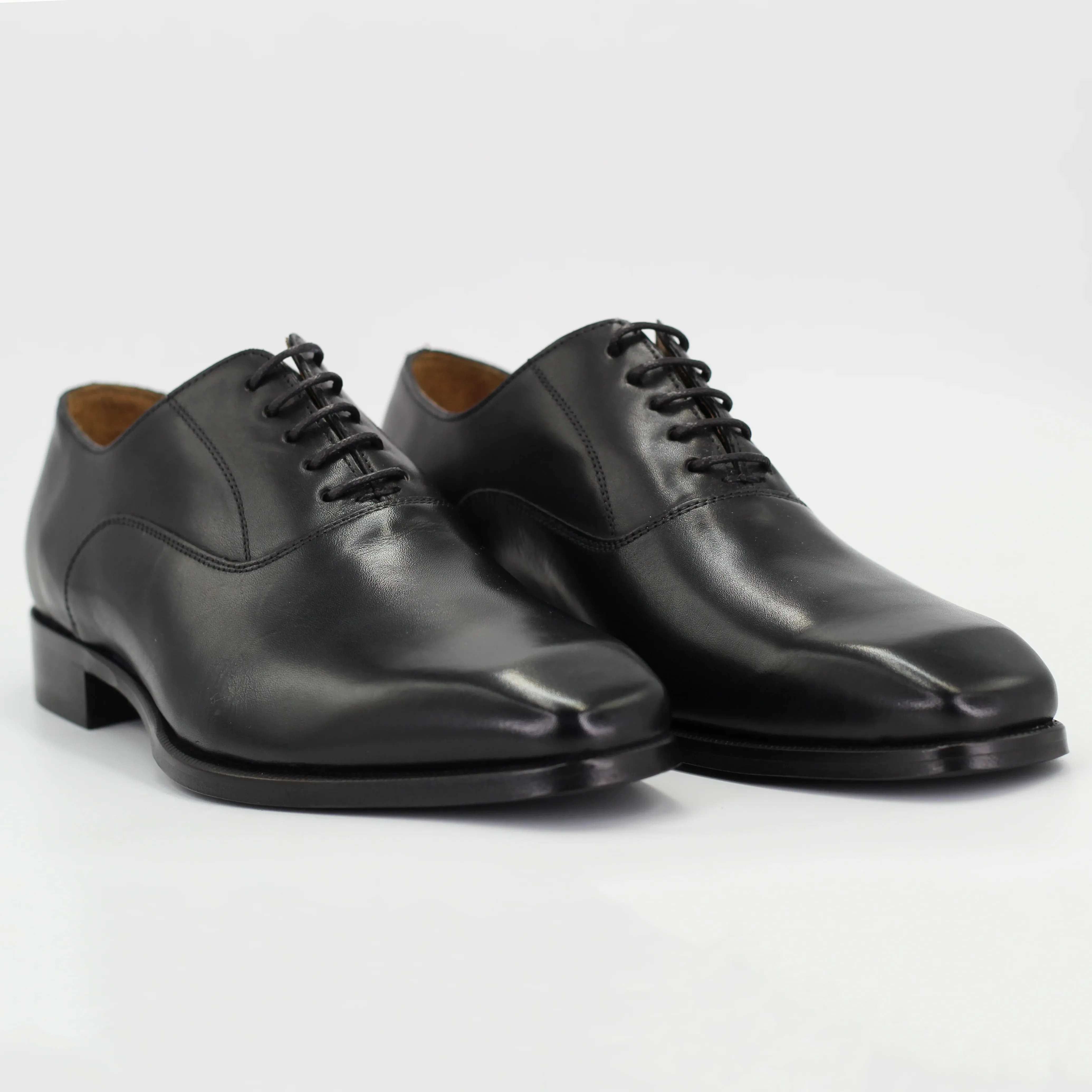 Men's oxford in calf leather nero (BRU8733)