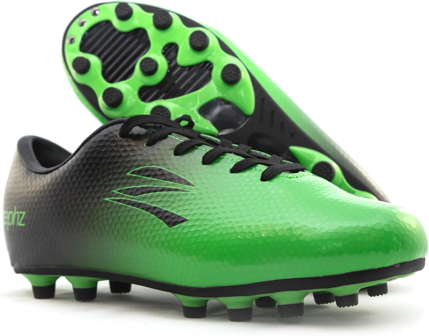 Wide Traxx Soccer Cleat