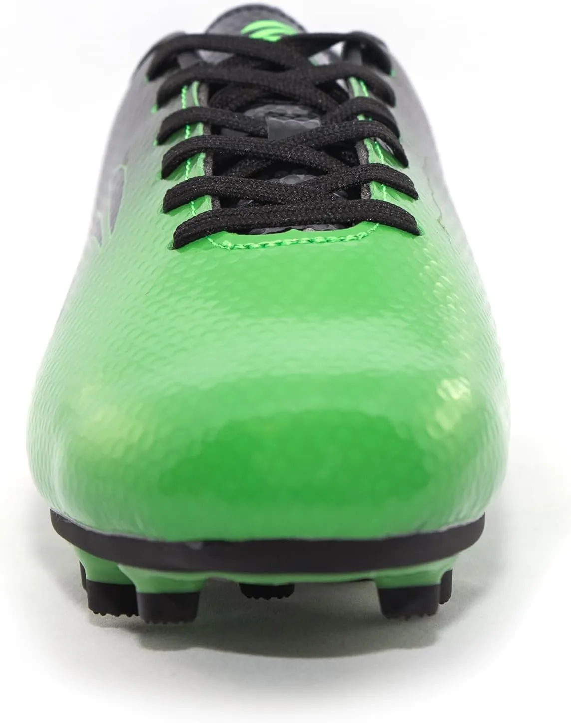 Wide Traxx Soccer Cleat